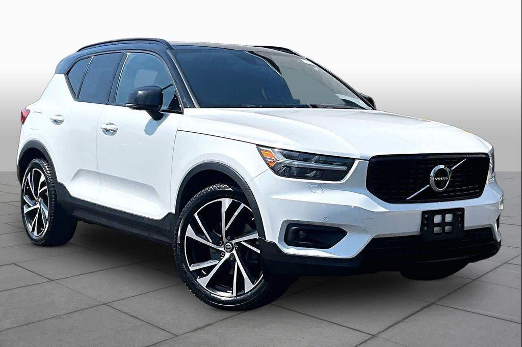 Volvo XC40 2022