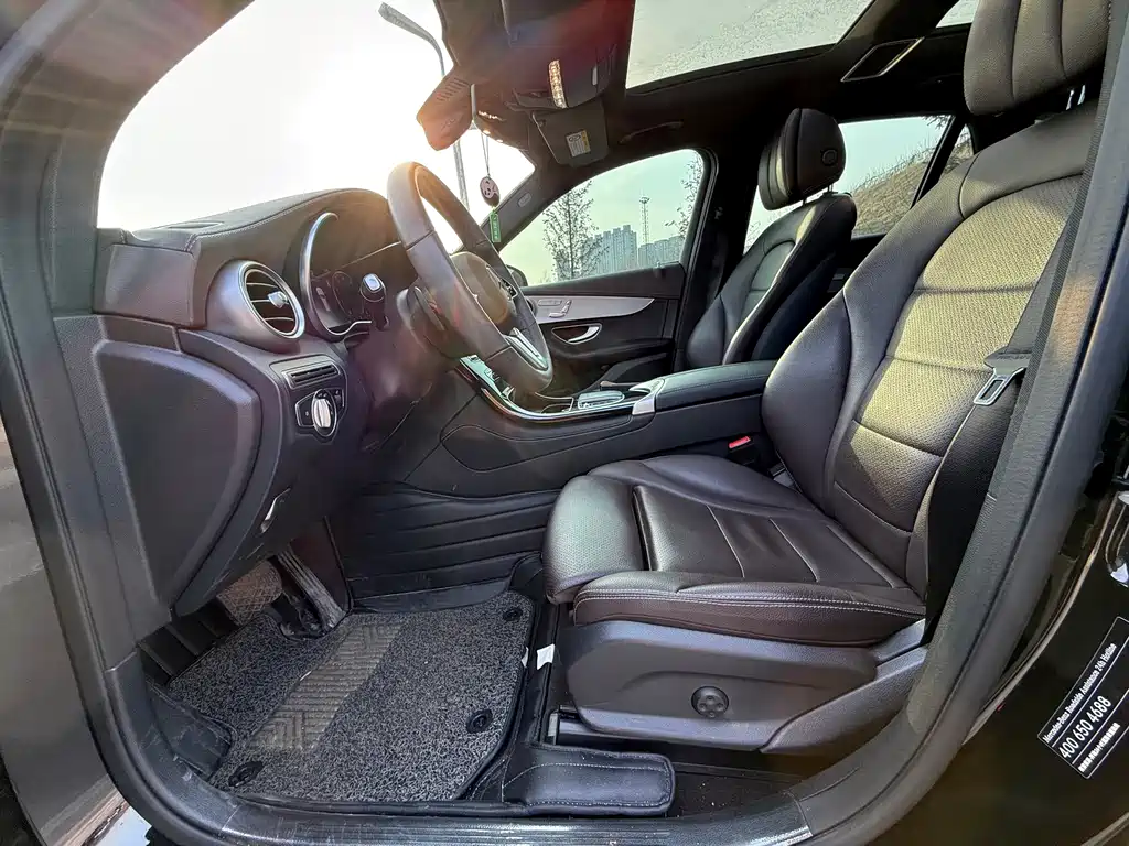 Mercedes-Benz GLC 2021