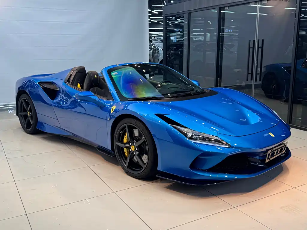 Ferrari F8 2021