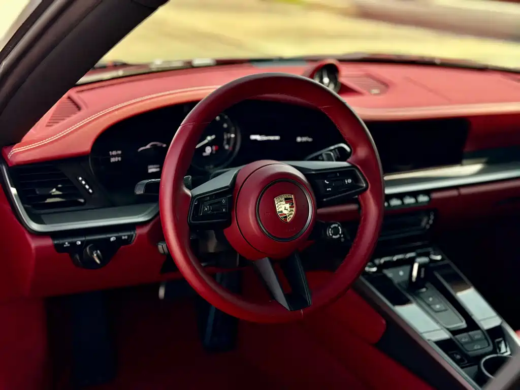 Porsche 911 2024
