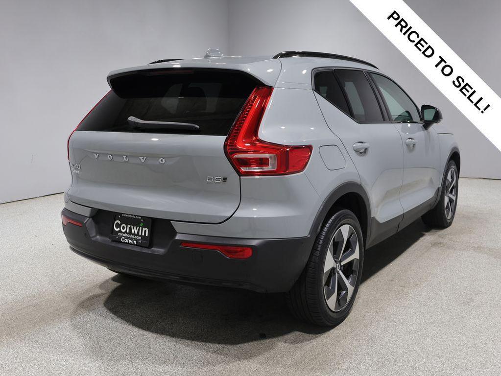 Volvo XC40 2024