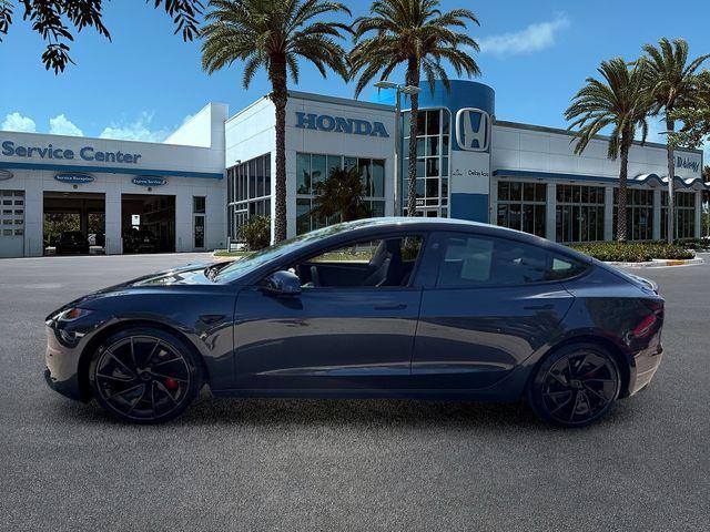 Tesla Model 3 2024