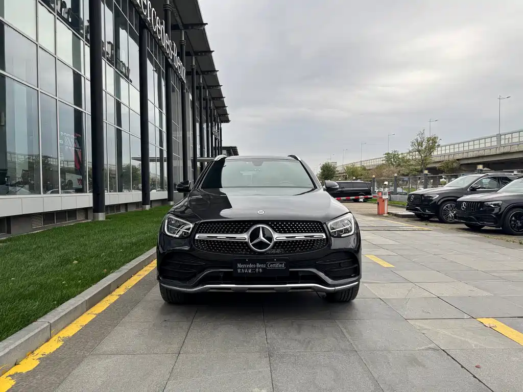 Mercedes-Benz GLC 2023