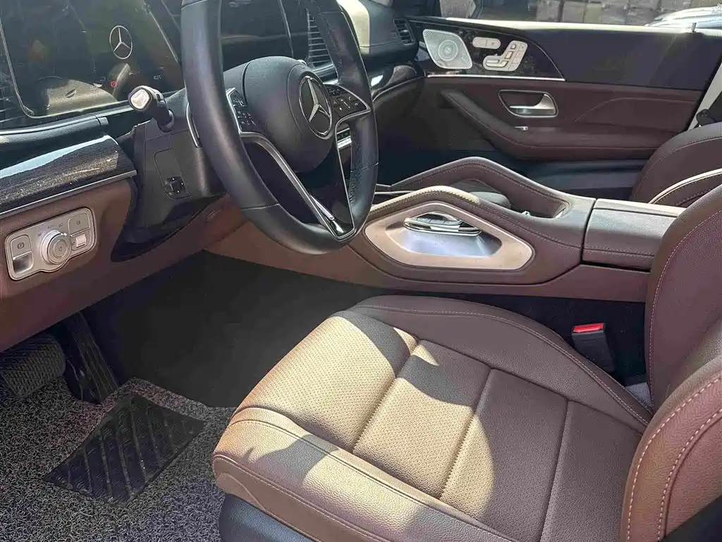 Mercedes-Benz GLE 2025