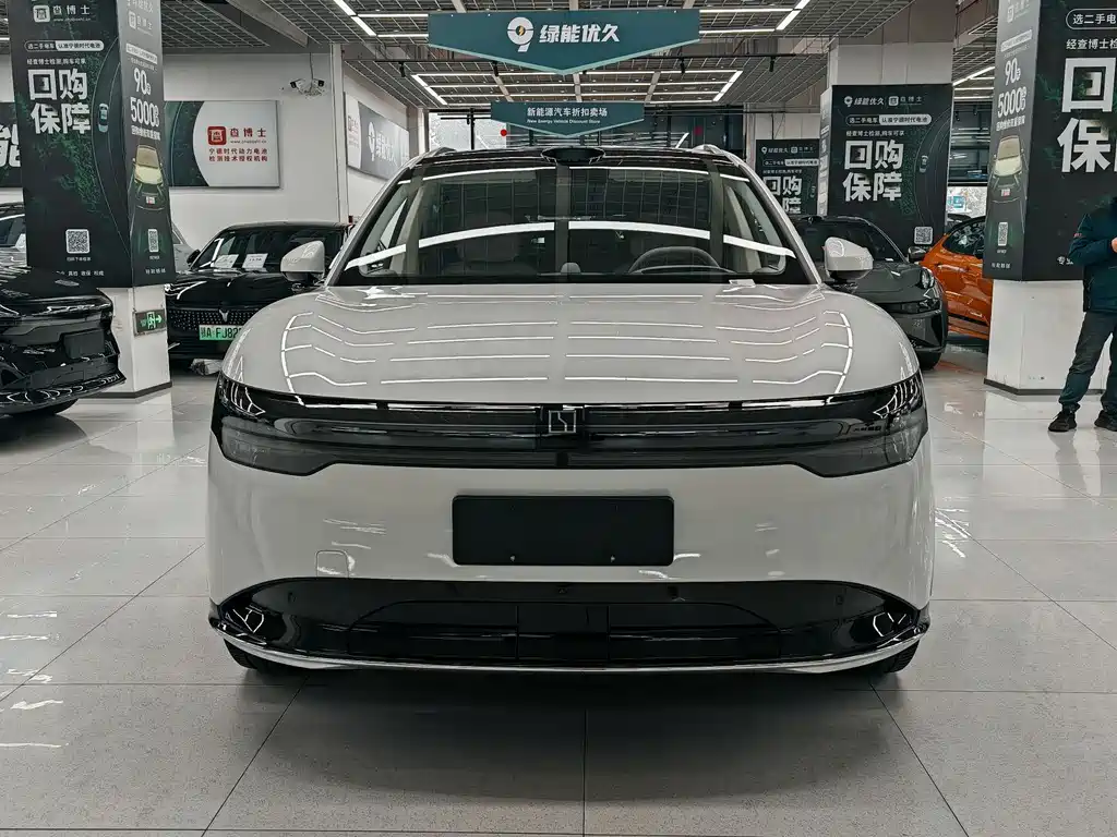 Zeekr 7X 2024