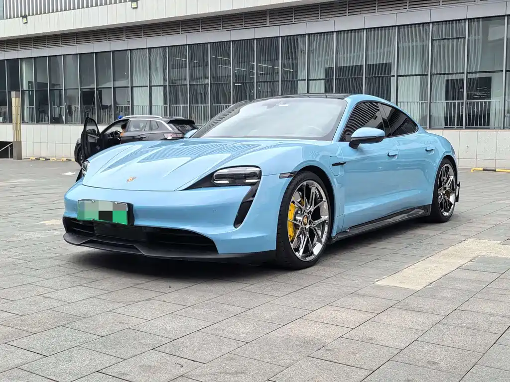 Porsche Taycan 2021