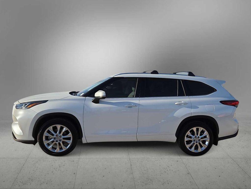 Toyota Highlander 2022