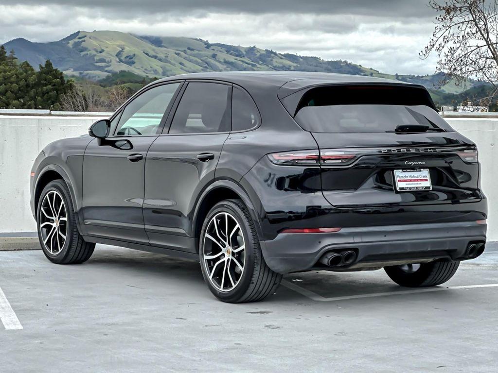 Porsche Cayenne 2023
