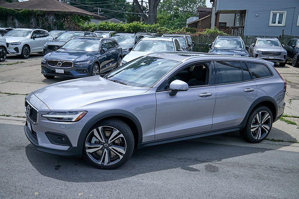 Volvo V60 Cross Country 2026