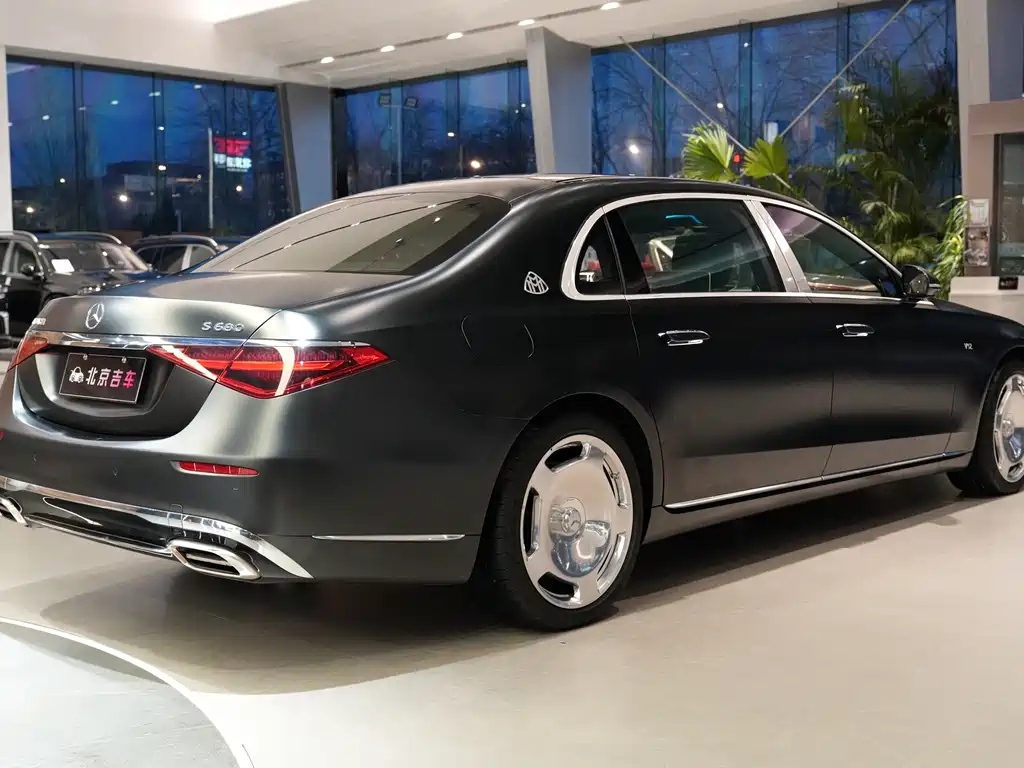 Mercedes-Benz Maybach S-Класс 2023