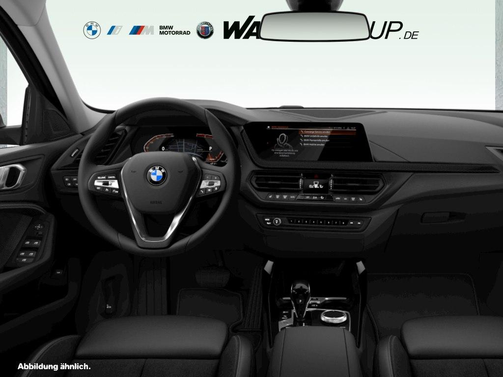 BMW 118 2022