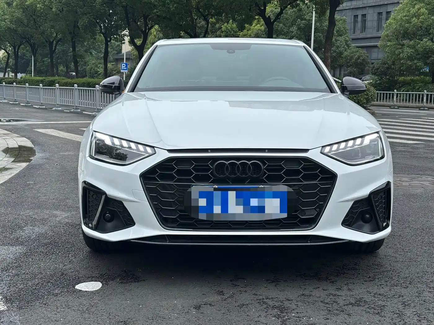Audi A4 2025