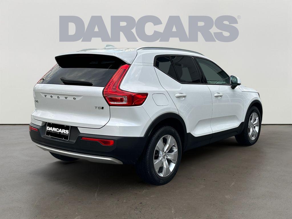 Volvo XC40 2021