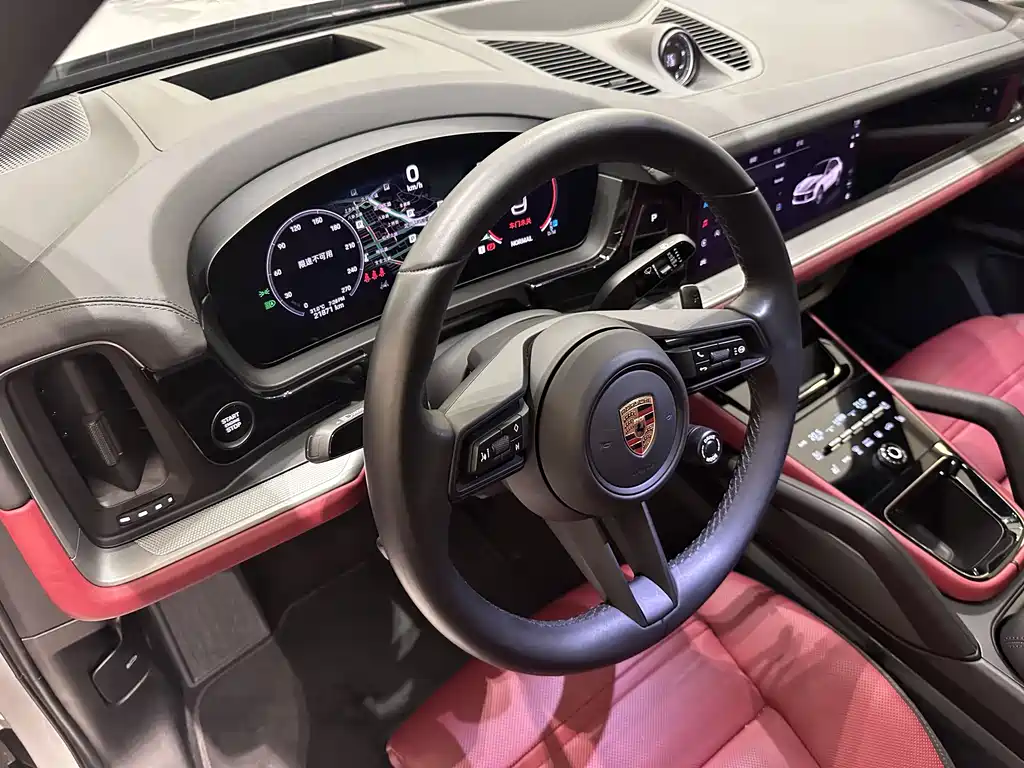 Porsche Cayenne 2024