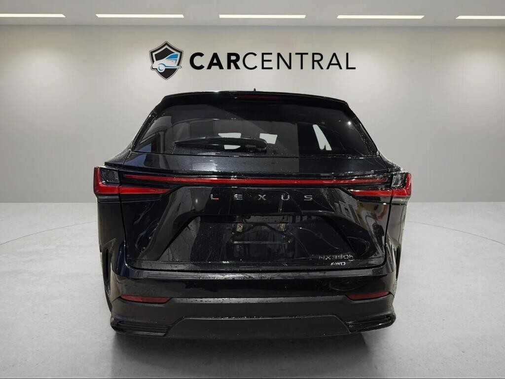 Lexus NX 2024