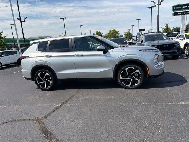 Mitsubishi Outlander 2024