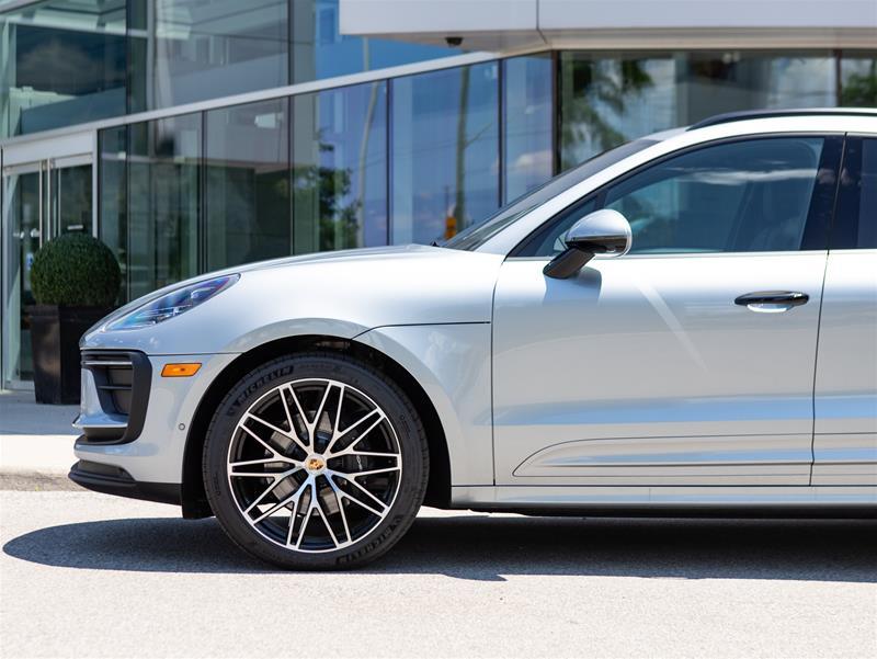 Porsche Macan 2024