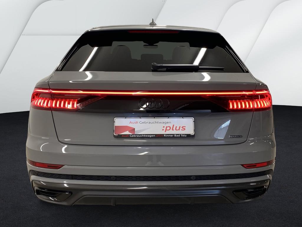 Audi Q8 2023