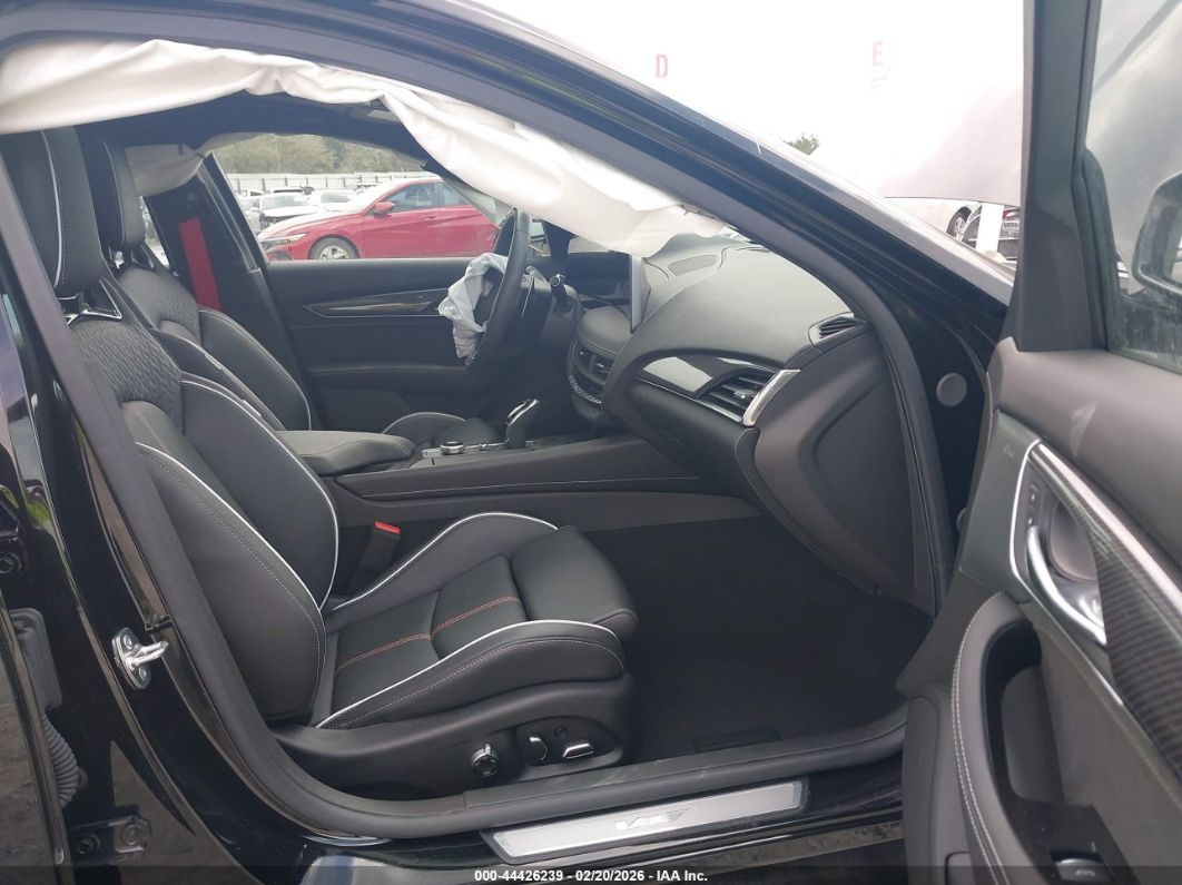 Cadillac CT5-V 2026