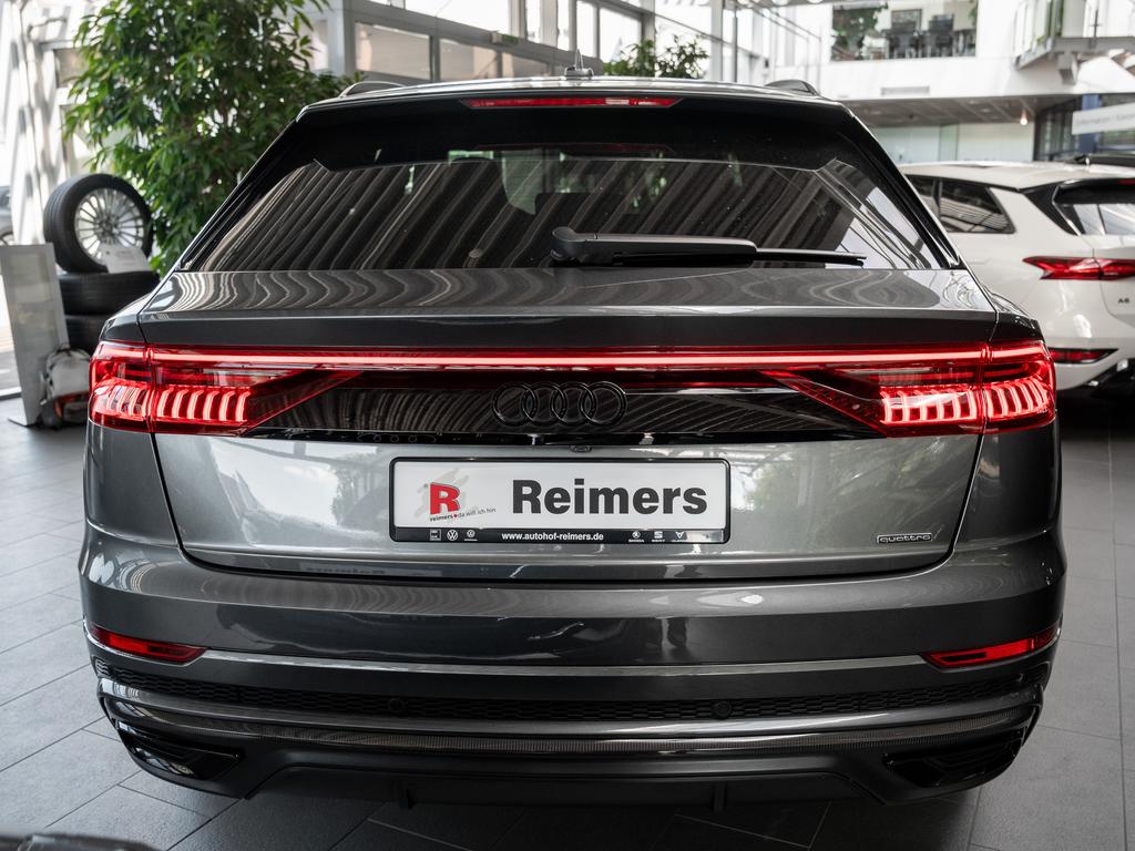 Audi Q8 2022