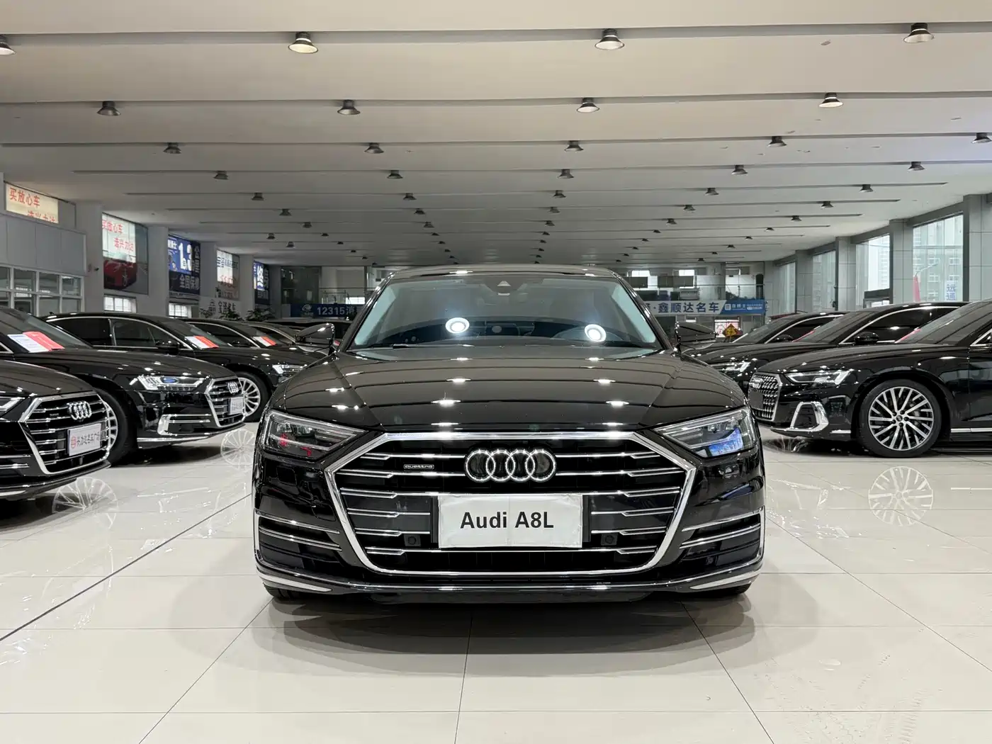 Audi A8 2022