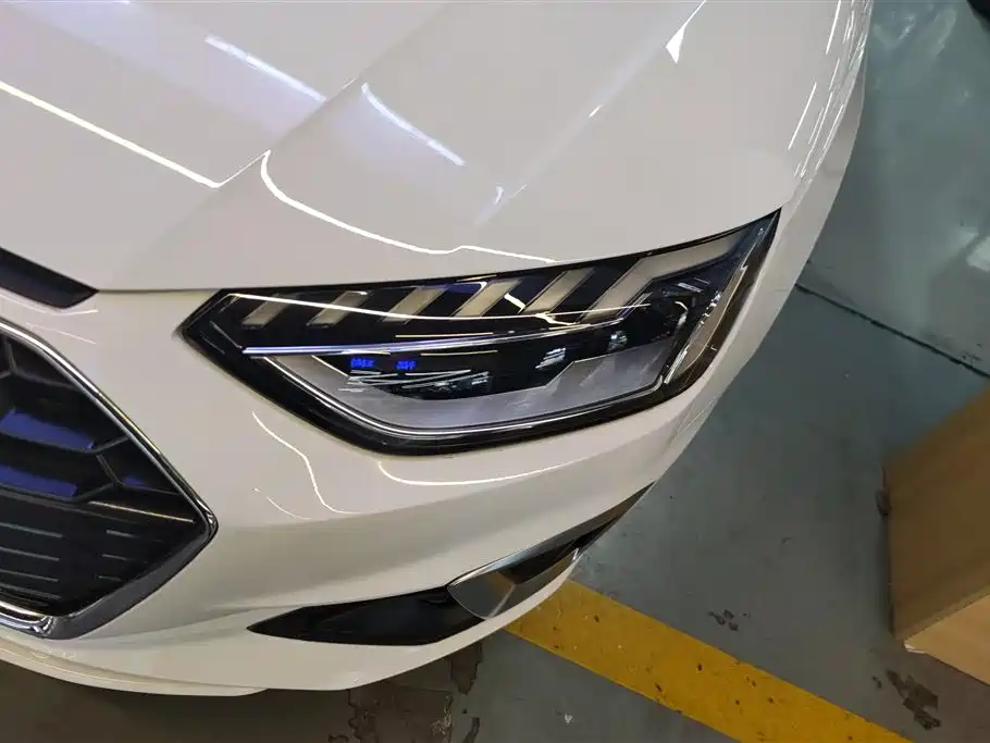Audi A4 2021