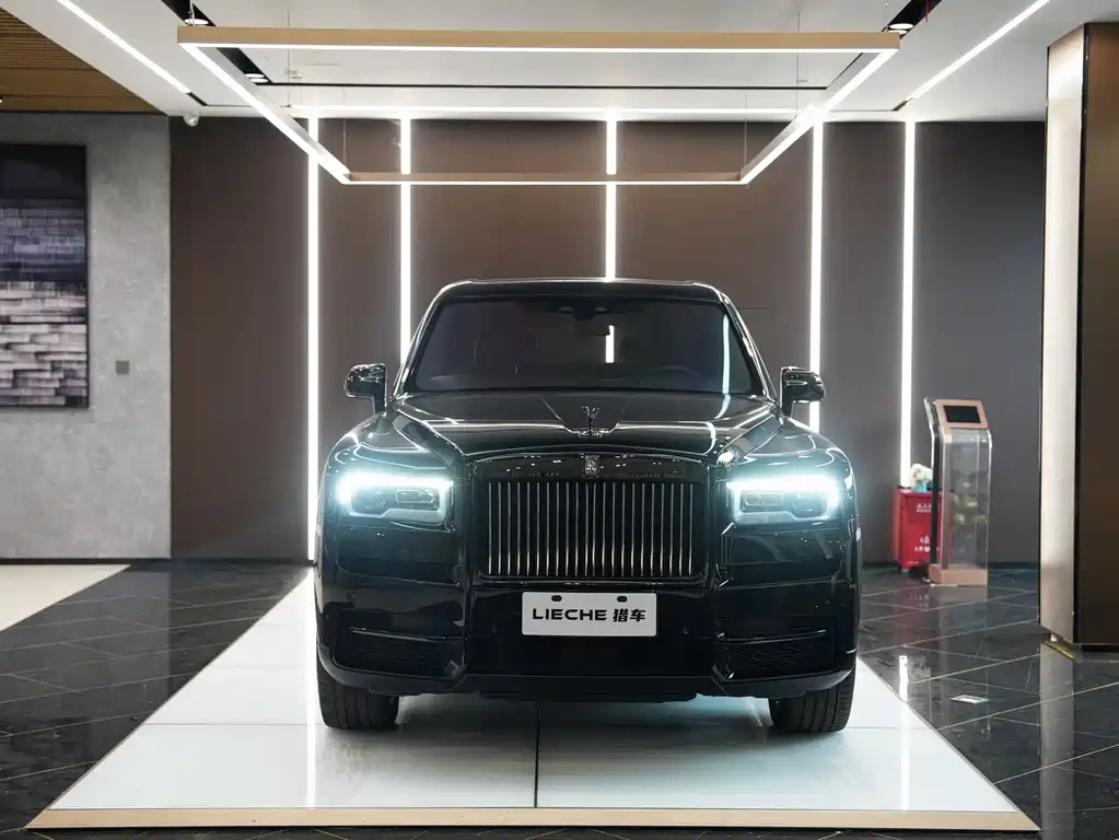 Rolls-Royce Cullinan 2021