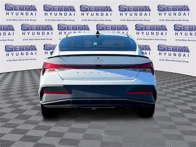 Hyundai Elantra 2025