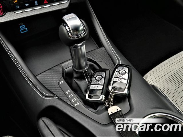 Ford Mustang 2025