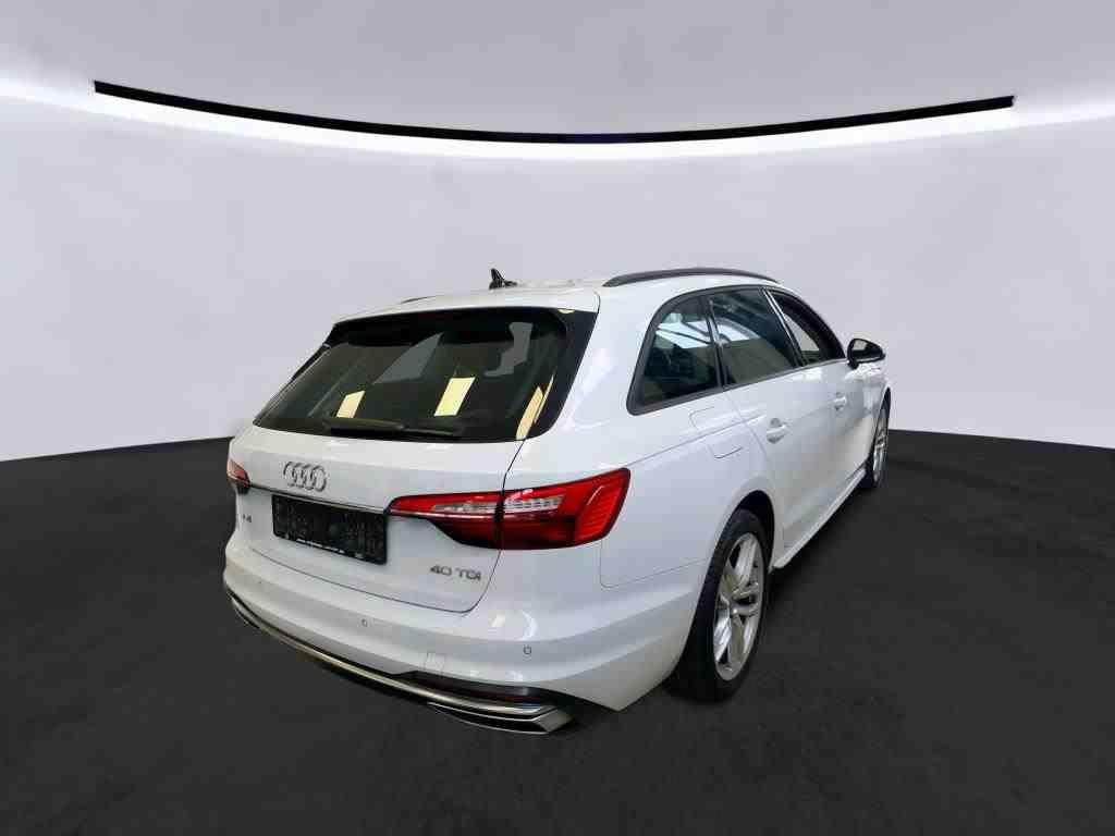Audi A4 2022