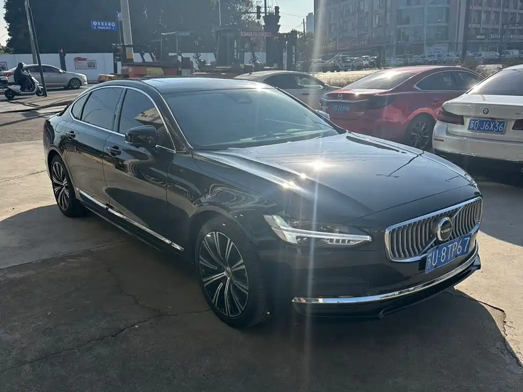 Volvo S90 2024