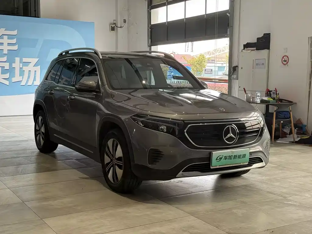Mercedes-Benz EQB 2022