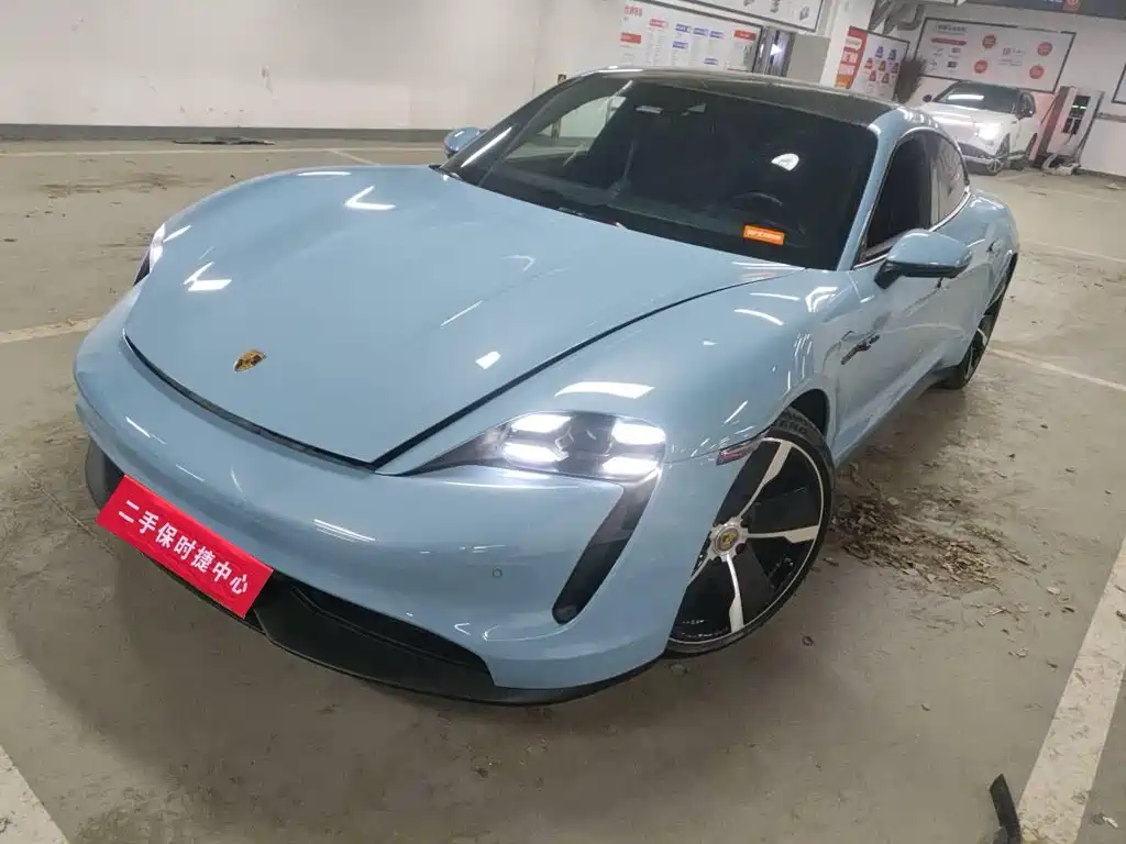 Porsche Taycan 2021