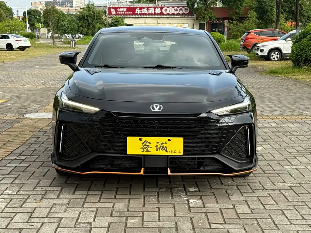 Changan UNI-V 2022