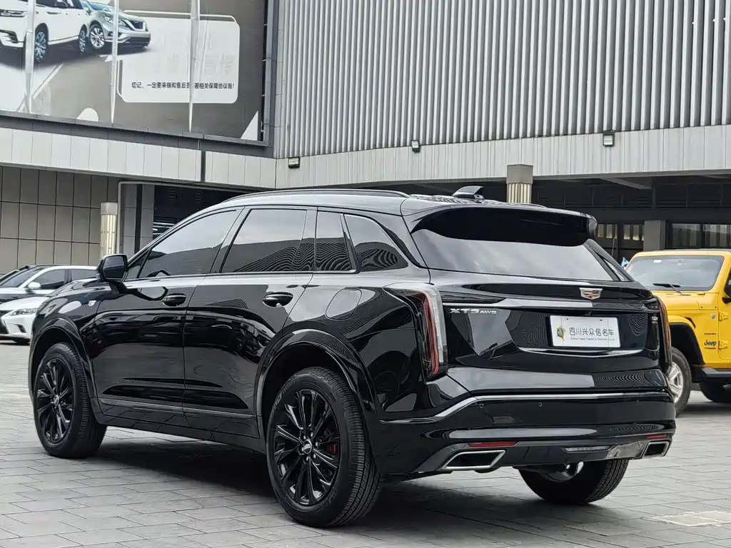 Cadillac XT5 2025