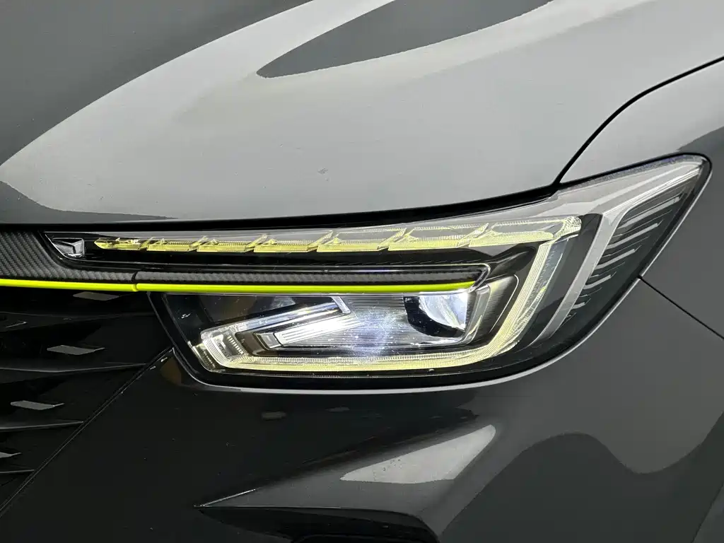 Roewe RX5 2021