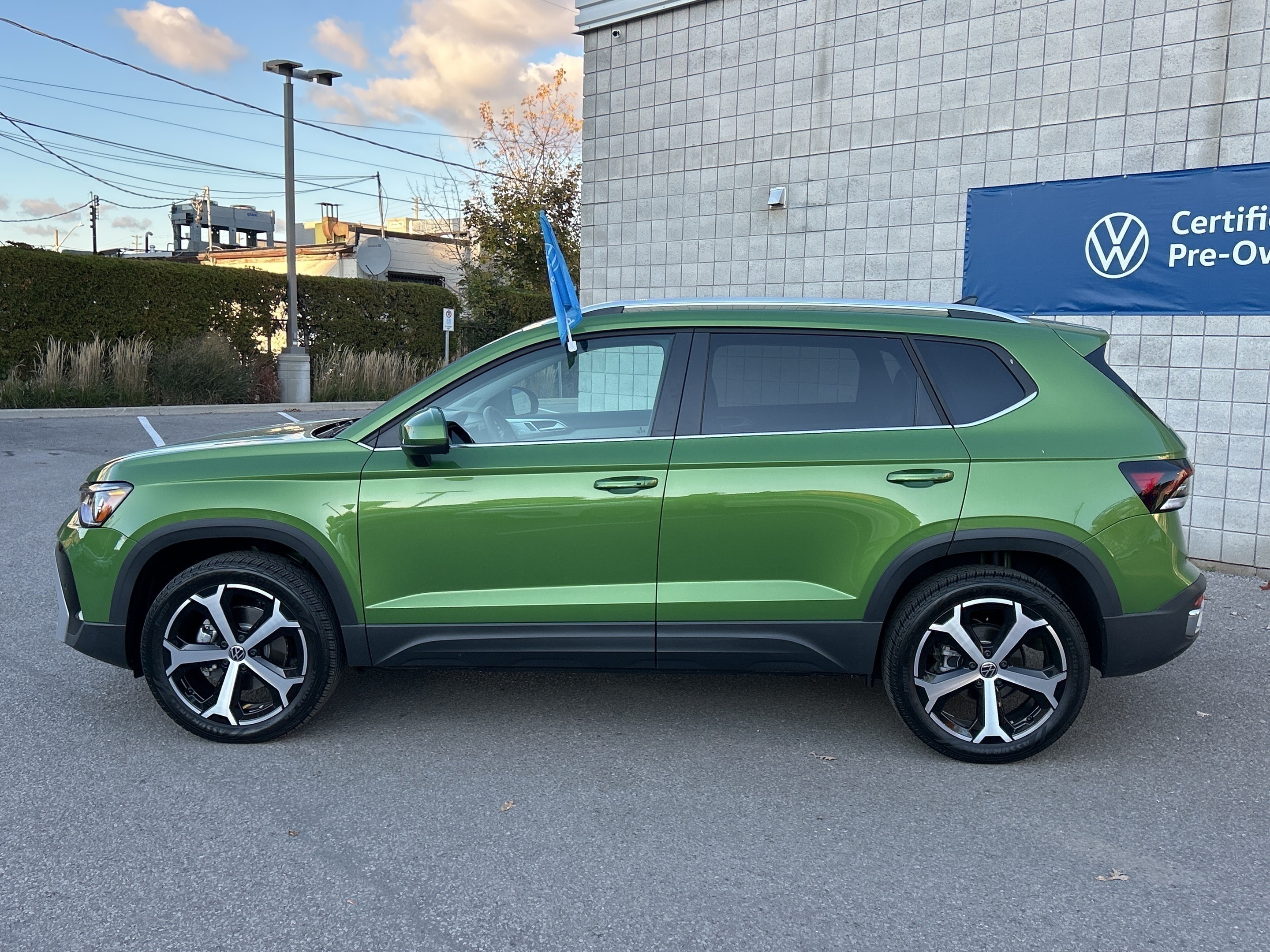 Volkswagen Taos 2025