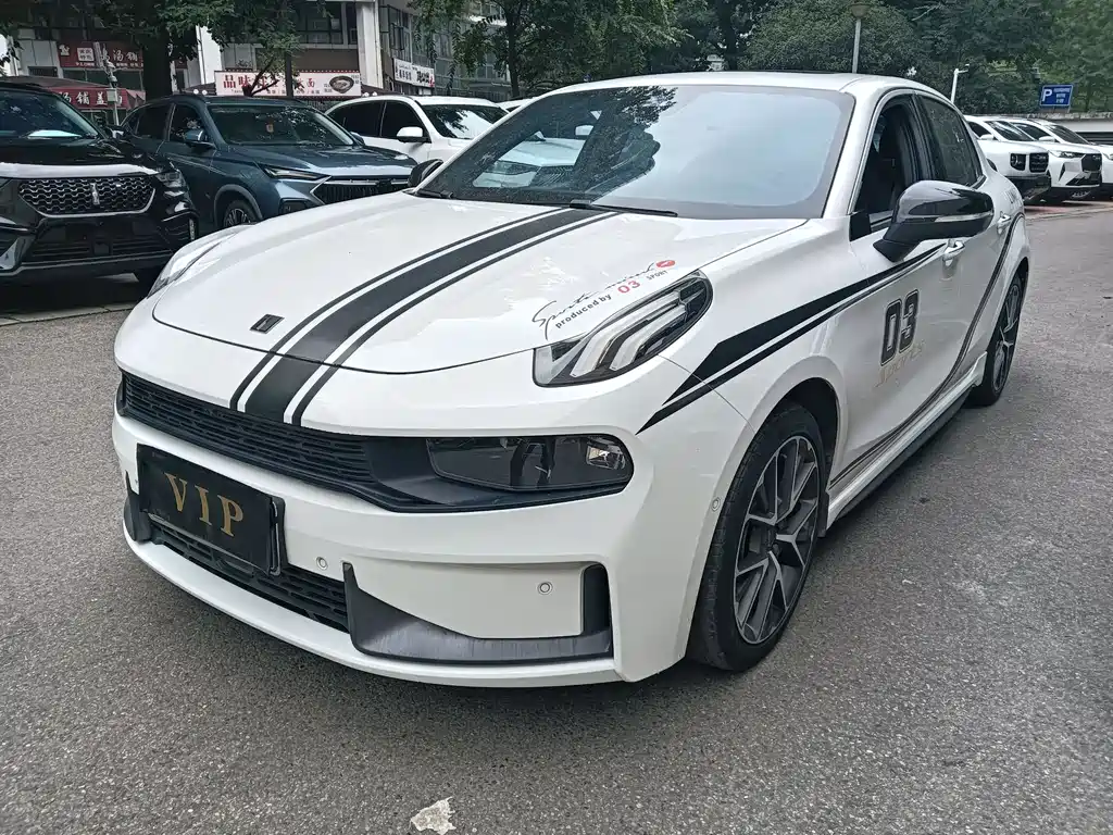 Lynk & Co 03 2020