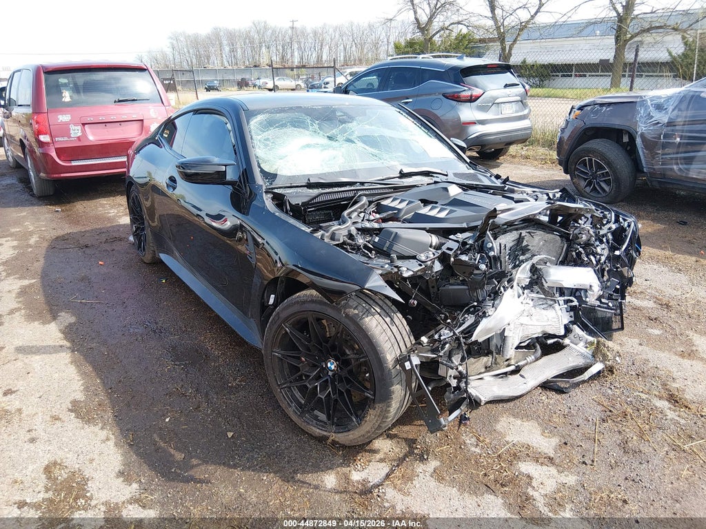 BMW M4 2025