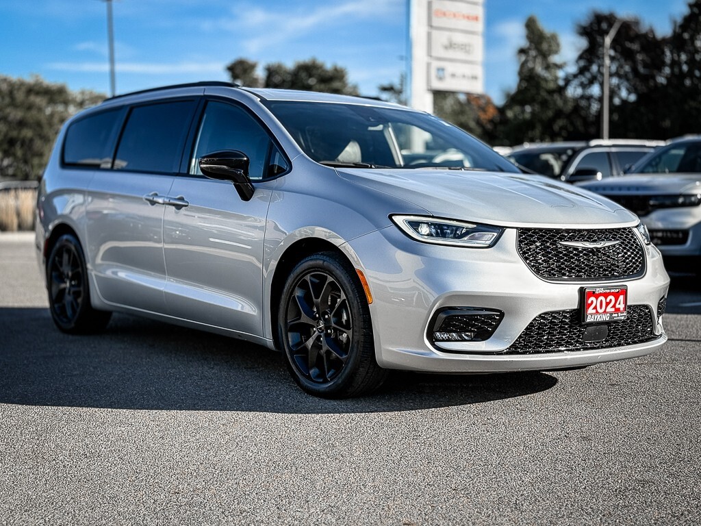 Chrysler Pacifica 2024