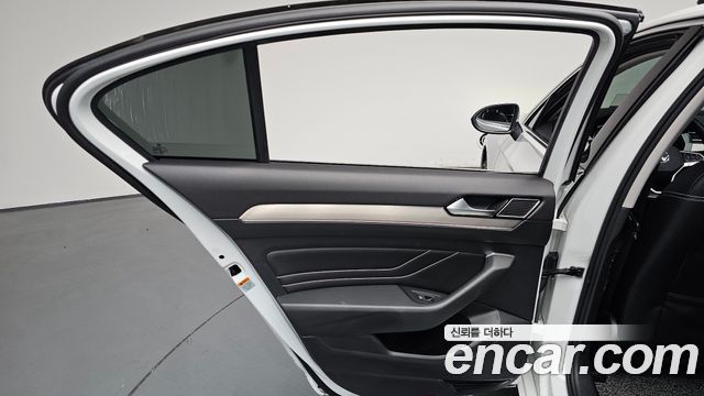 Volkswagen Passat 2022