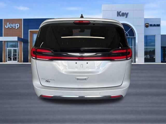 Chrysler Pacifica 2024