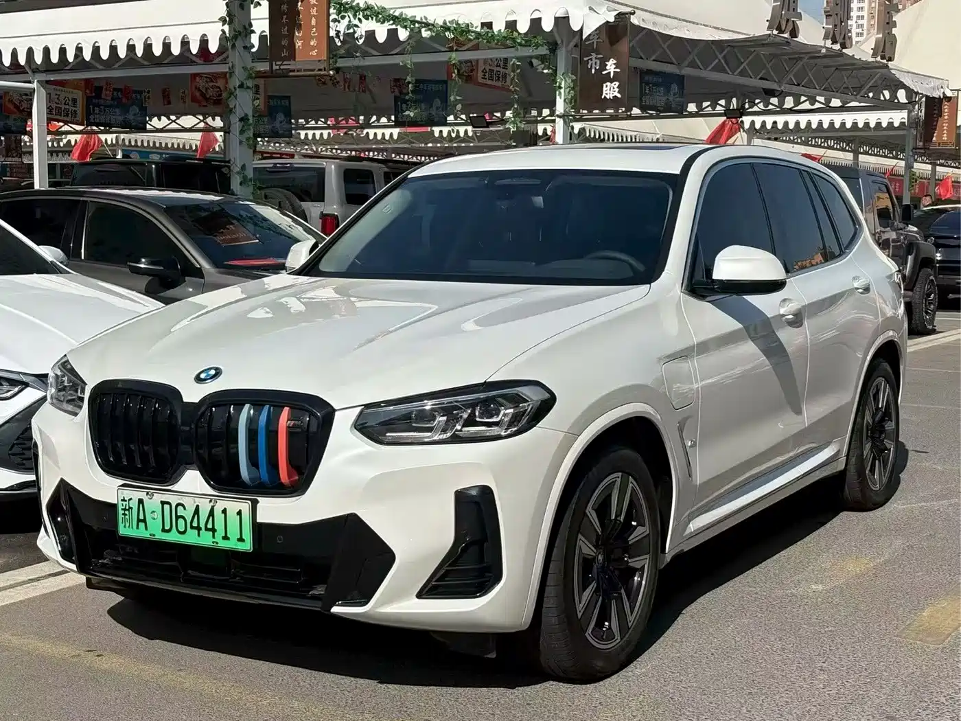 BMW iX3 2024