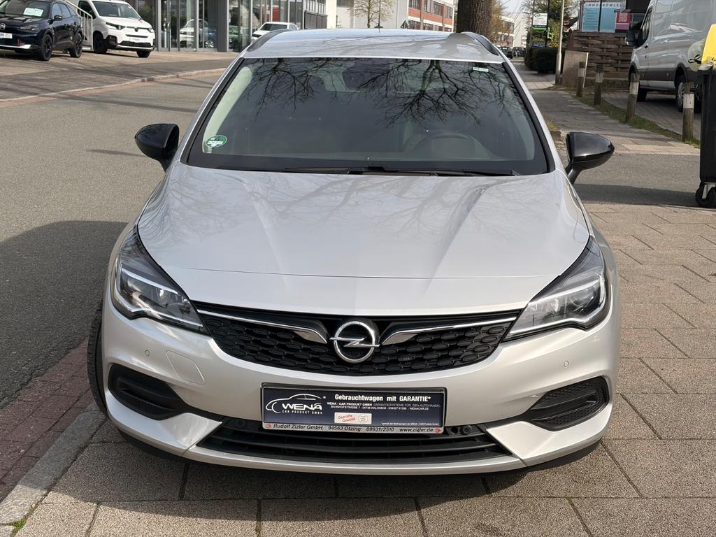 Opel Astra 2022