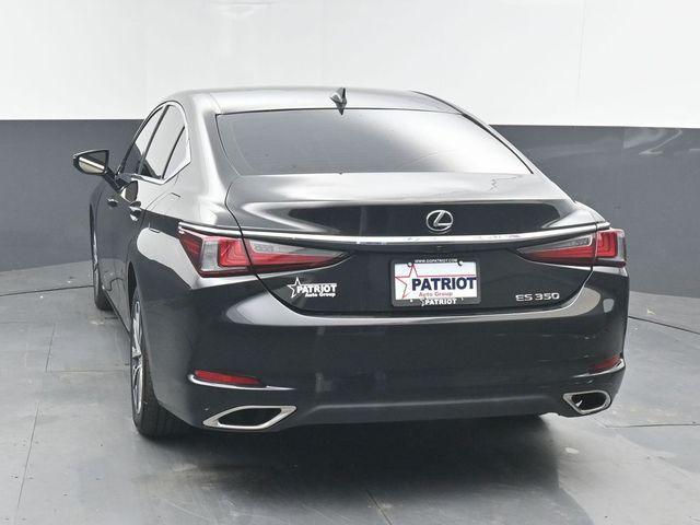 Lexus ES 2022
