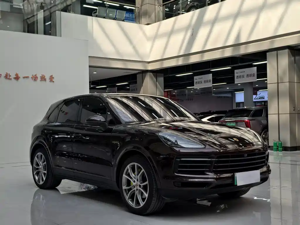 Porsche Cayenne 2023