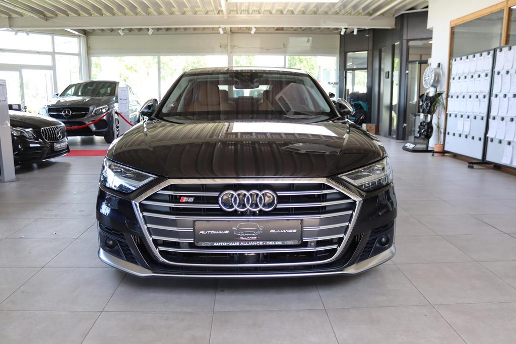 Audi S8 2021