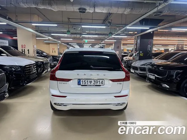 Volvo XC60 2024