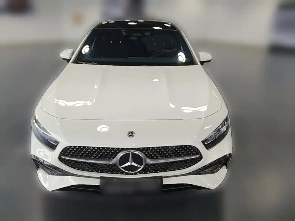 Mercedes-Benz A-Класс 2024