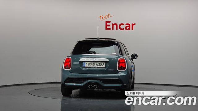 Mini COOPER 2023